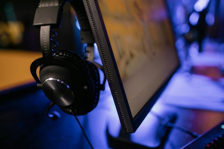 Top Comfortable Gaming Headsets for Long Sessions