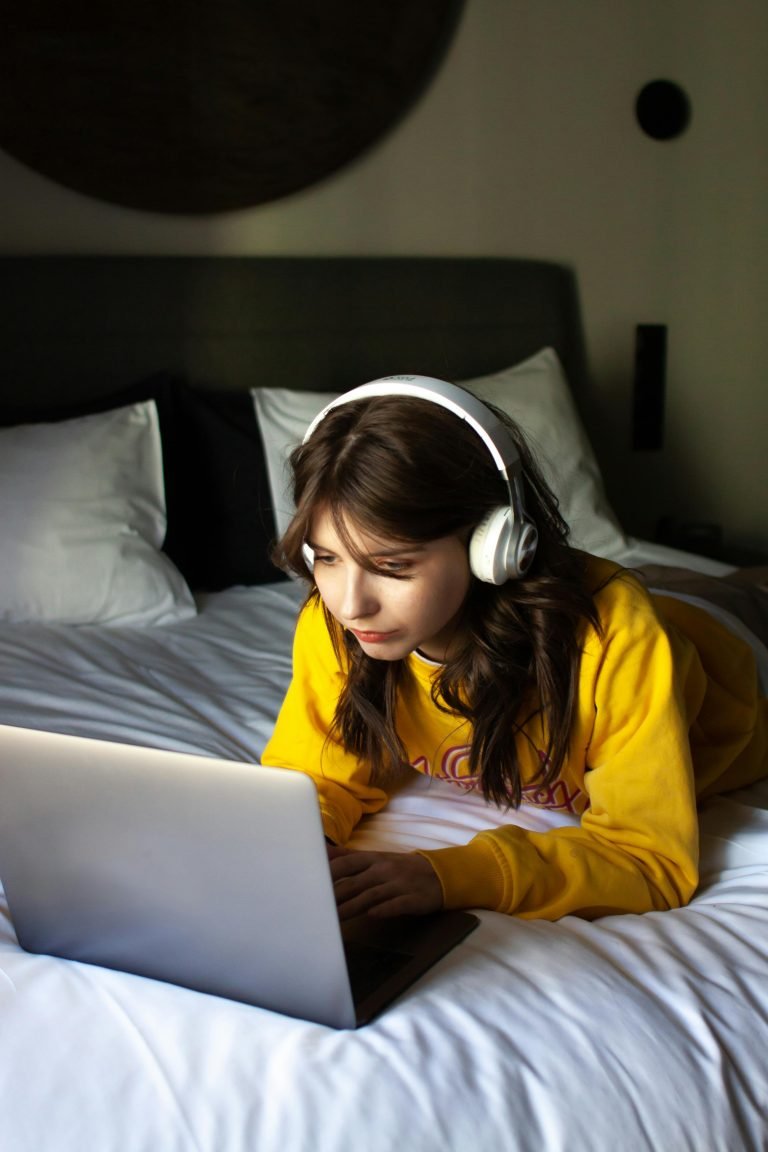 Top Bluetooth Headphones for Lag-Free Gaming